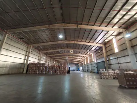 Galpon en alquiler Moreno