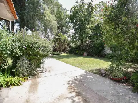 Casa en Venta con 1 cochera