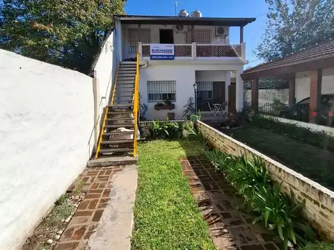 PH 3 ambientes al frente con balcón terraza y cochera.