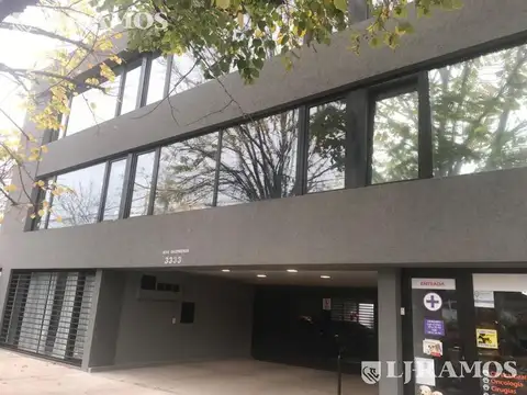 Muy linda oficina en Lomas de San Isidro, con excelente ubicación y accesos.