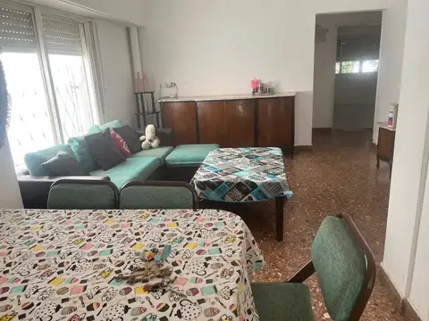 Depto Tipo Casa en Venta de 4 ambientes