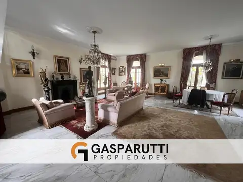 Casa 5 ambientes con 3 baños