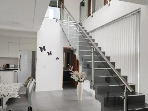 Casa 4 ambientes con 3 baños