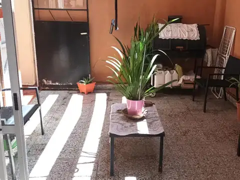 Depto Tipo Casa 4 ambientes con 1 baño