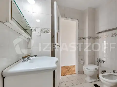 Departamento 4 ambientes con 2 baños