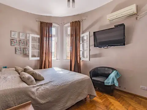 Depto Tipo Casa en Venta en Parque Chacabuco, USD 180.000