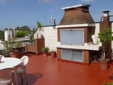 Departamento 5 ambientes con 2 baños