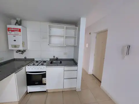 Departamento en Alquiler en Luis Agote, $ 460.000