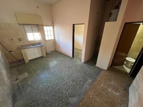 Depto Tipo Casa 3 ambientes con 1 baño