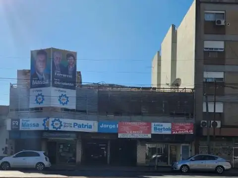Avenida Mitre 1800 , Piso PB