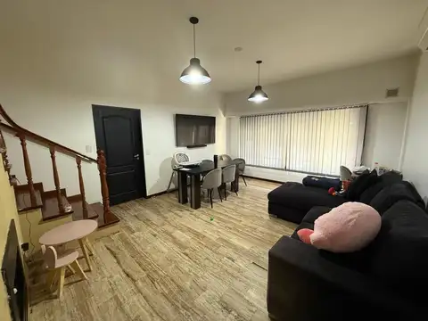 Casa 3 ambientes con 2 baños