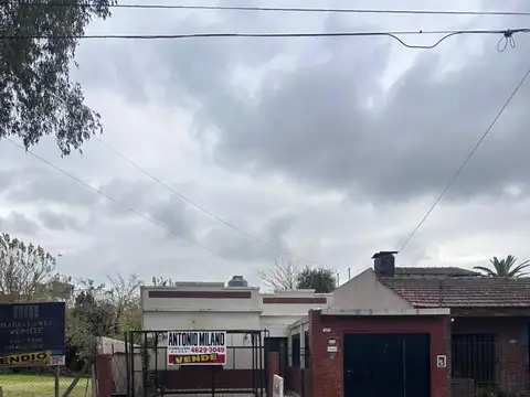casa americana 3 amb con dependencia (fondo)