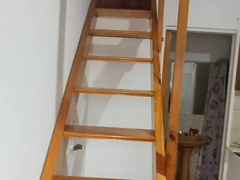 Depto Tipo Casa en Alquiler de 2 ambientes