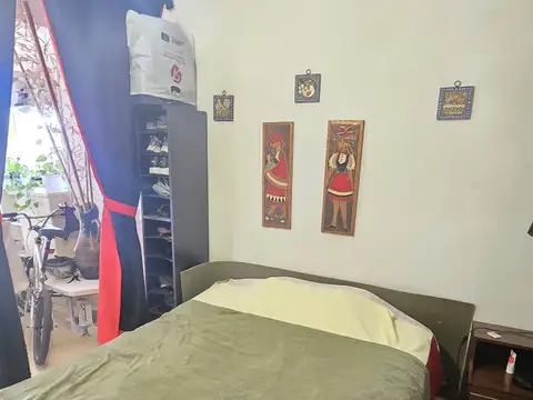 España 300, Piso 1