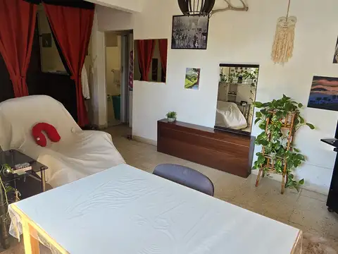 España 300, Piso 1