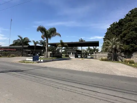 CASA 5 AMB. SOBRE LOTE 375 M2 EN UNA SOLA PLANTA
