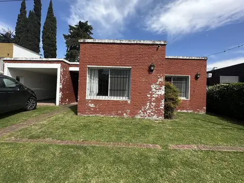 AVENIDA SARGENTO CABRAL Y ESQUINA ESCRIBANO VAZQUEZ