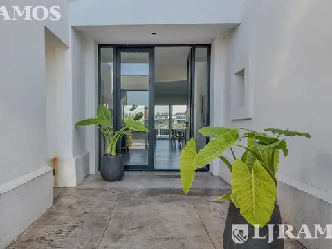 Casa en Alquiler de 4 dormitorios