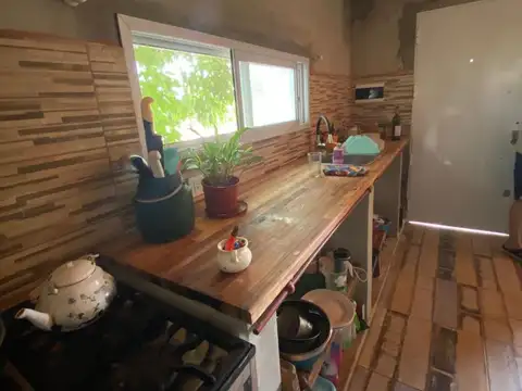 Casa en venta - 2 Dormitorios 1 Baño - La Plata