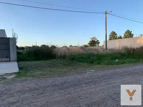 Terreno en venta - 667mts2 - Los Hornos, La Plata