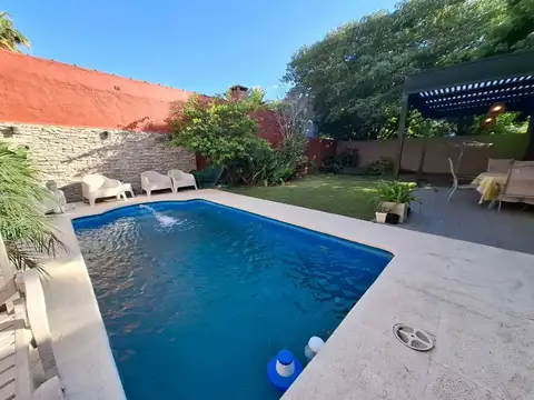 VENTA CASA ITUZAINGÓ 4 AMB PILETA PATIO 2 COCHERAS