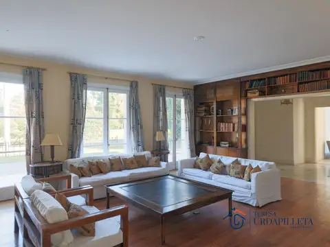 Casa en alquiler Anual en Golf Club Argentino -con vista al golf-