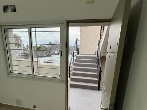Departamento en Alquiler en Tiro Suizo, $ 410.000