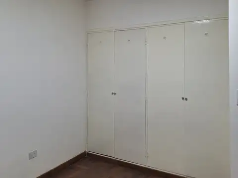 Depto Tipo Casa en Alquiler de 2 ambientes