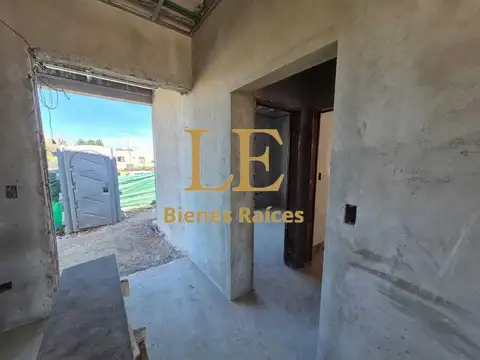 Casa 5 ambientes con 4 baños