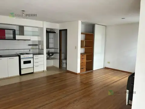MONOAMBIENTE CON PATIO EN ALQUILER, LA PLATA