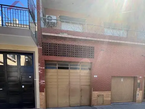 GALPON - 8.66 X 28m2 - IDEAL DEPOSITO - A METROS DE CAPITAL