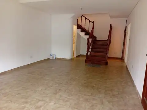 Casa en Alquiler en Saavedra, $ 2.500.000