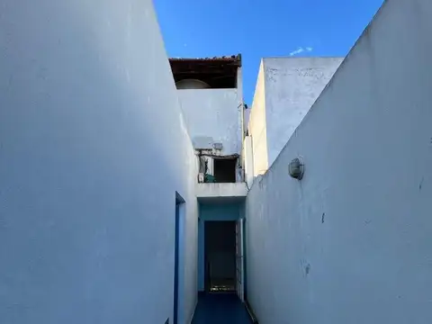 Depto Tipo Casa en Alquiler al Este