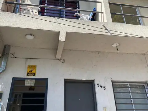 DPTO 2 AMB CON BALCON contrafrente