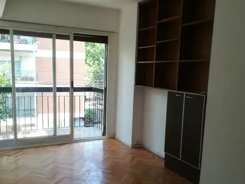 Amplio y luminoso 3 ambientes c/ 2 balcones