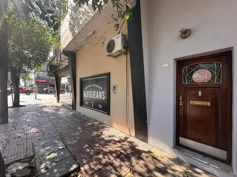 Hipolito Yrigoyen 498