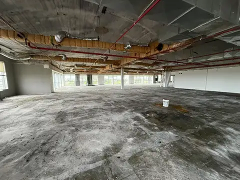 Oficina Comercial en Martinez, San Isidro.