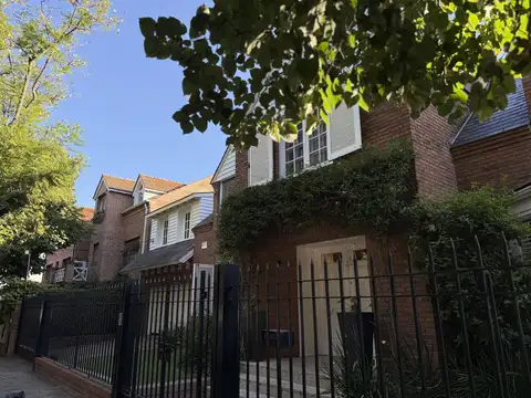 Casa en Alquiler en Martinez, USD 5.700