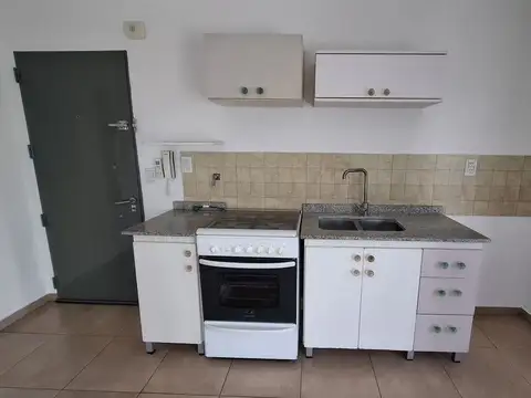 Departamento en Alquiler en Berazategui, $ 595.000