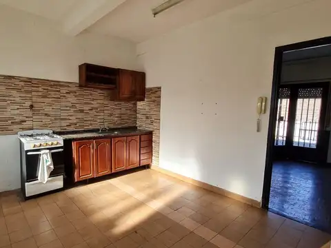 Depto Tipo Casa en Alquiler de 3 ambientes