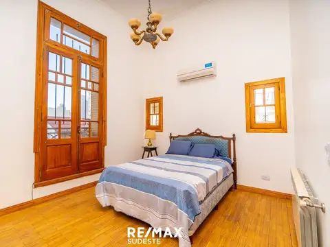 Depto Tipo Casa en Venta de 5 ambientes