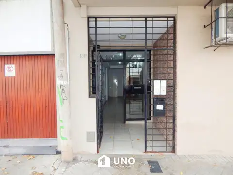 Departamento en Alquiler en Echesortu, $ 300.000