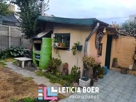 Depto Tipo Casa 5 ambientes con 2 baños