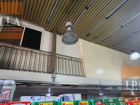 Local en Venta 35 años