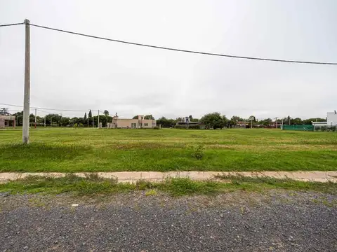 Terreno en Venta en Pueblo Esther, Rosario