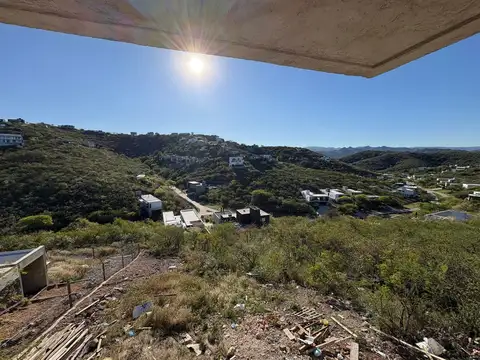 VENTA CASA LA DESEADA COUNTRY CON VISTAS