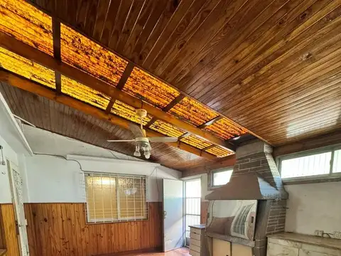 Depto Tipo Casa en Venta en Banfield, USD 69.000