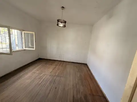 Casa en venta en Ezpeleta