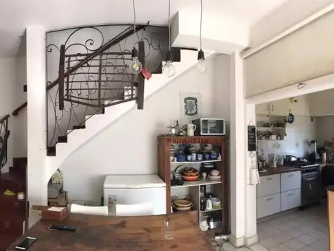 Depto Tipo Casa en Venta en El Palomar, USD 85.000