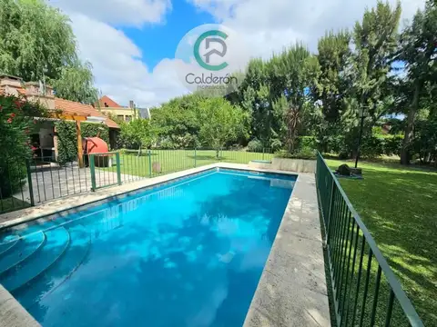 Casa 4 ambientes con 3 baños